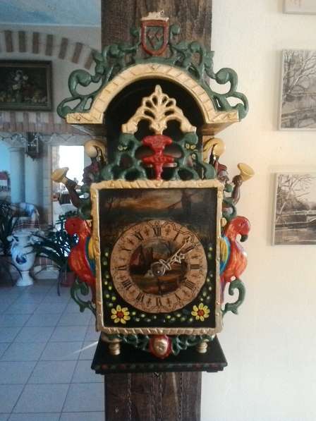 Настенные Фриские часы с боем Голландия 40 см