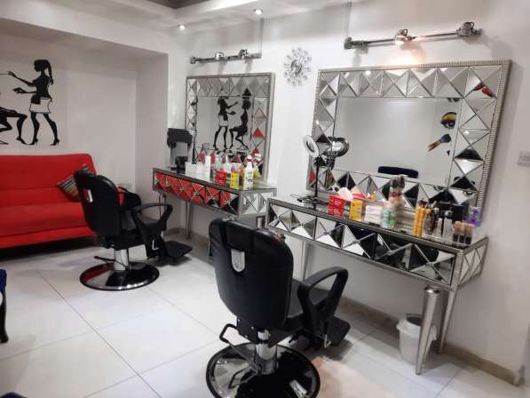 Beauty salon for sale в фото 4