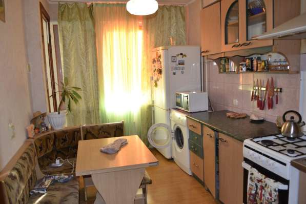 Продается 4-х комнатная квартира в спальном районе в Севастополе фото 6