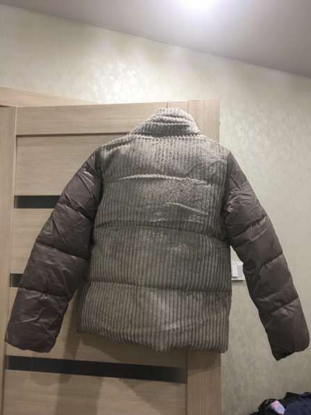Продам женскую куртку в Электростале