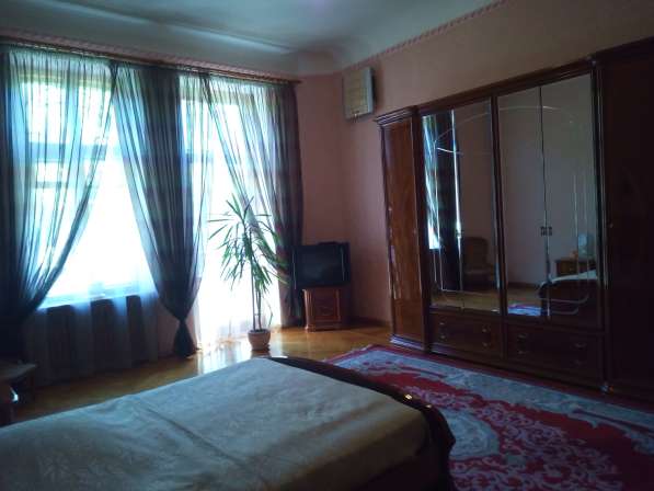 Продам 4-х комнатную квартиру на ул. Троицкая в фото 23