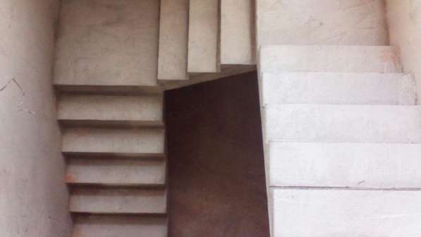 Изготовление бетонных монолитных лестниц по месту в Уфе