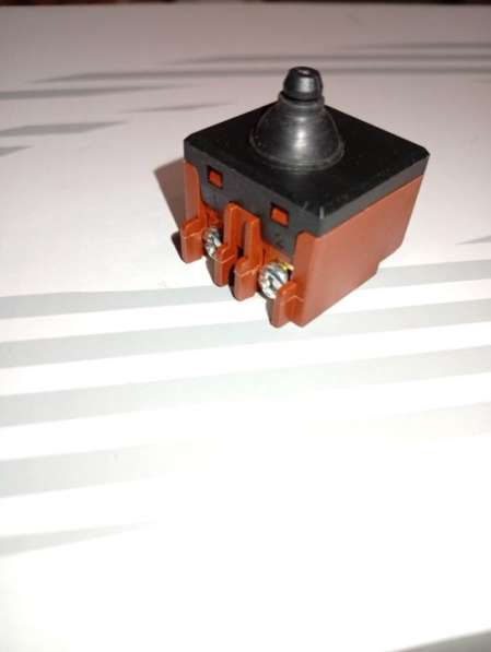 Кнопка вклячения болгарки