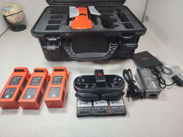Autel Robotics EVO II 8K Portable Drone Bundle в фото 3