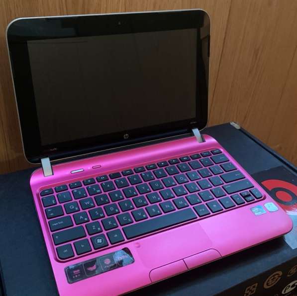 Ноутбук HP mini 210-3002ER