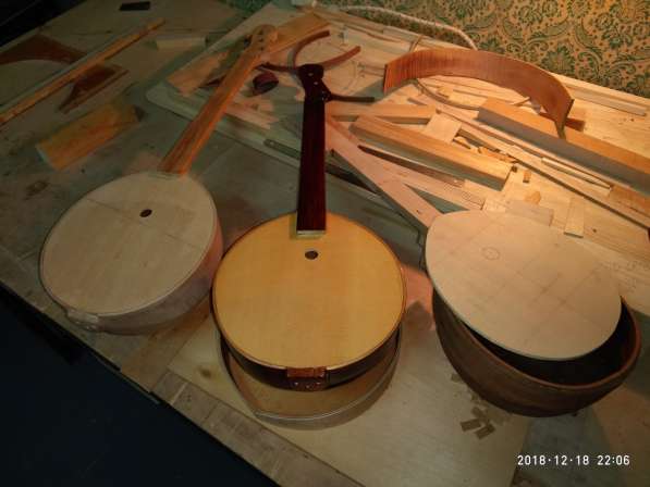 Принимаю заказы на изготовление струнных муз. инструментов в Санкт-Петербурге