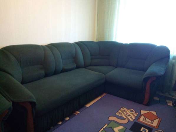 Угловой диван раскладной, с креслом, в идеальном состоянии в 