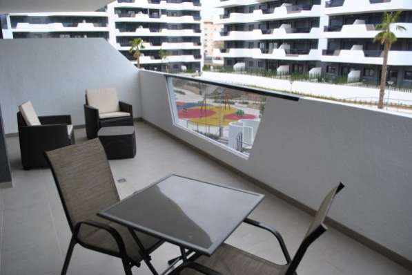 Недвижимость в Испании, Квартиры в Лос Ареналес дель Соль в фото 9
