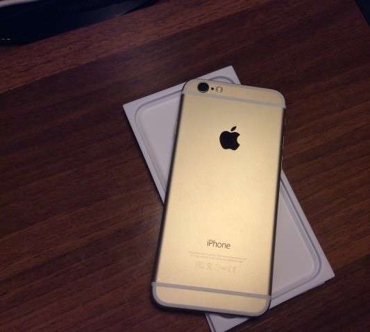 Продам iPhone 5s gold 16gb, как новый в Москве фото 4