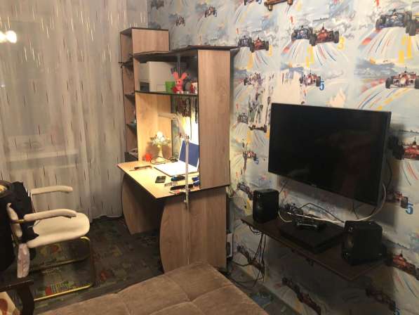 Продам трехкомнатную квартиру в Барнауле