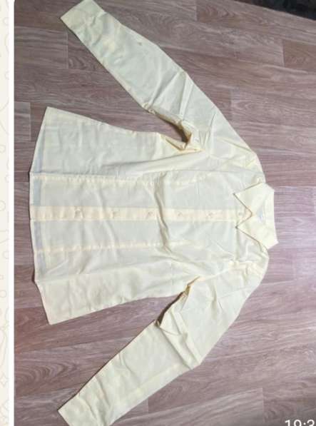 Продаю оптом блузки женские