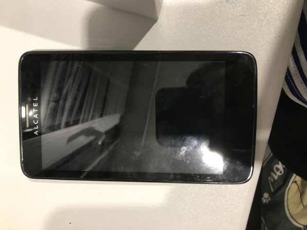 Рабочий телефон one touch но вздутый акб