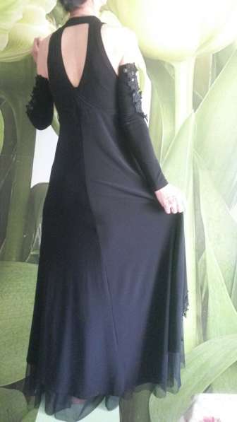 Изысканное чёрное платье в пол! в фото 3