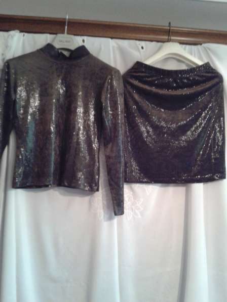 Комплект юбка и топ благородно коричневый цвет размер 44