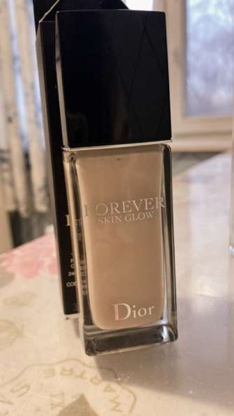 Крем тональный Dior Forever Skin glow 1N в Москве