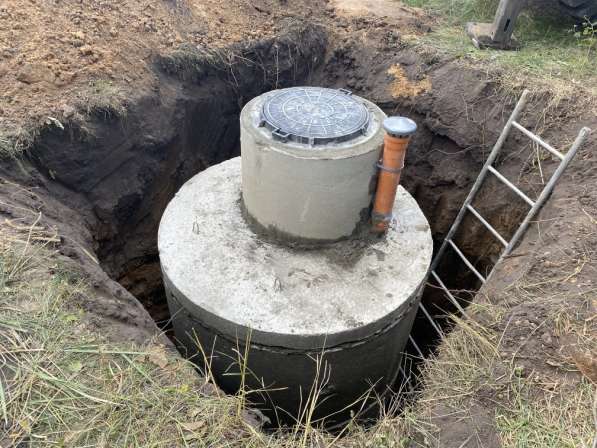 Сливная яма для частного дома из бетонных колец