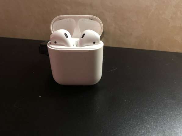 Apple airpods