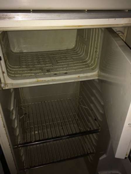 Продам холодильник в Балаково фото 5
