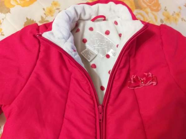 Куртка-пальтишко красное на 1.5-2года, б. у в фото 3