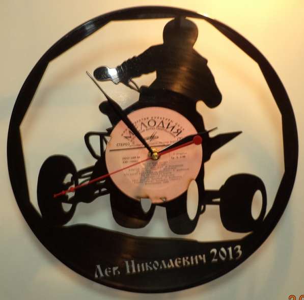 Подарочные часы из виниловой пластинки в Туле