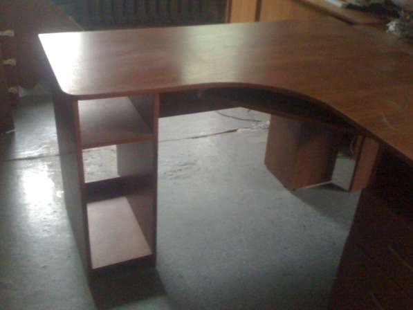Продам 4 офисных угловых стола в Симферополе фото 3