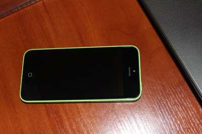 IPhone 5C 8Gb в Первоуральске фото 3