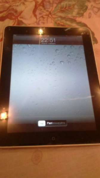 Продам iPad 1 (32Gb)