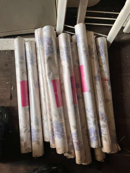 Продам обои в Владивостоке