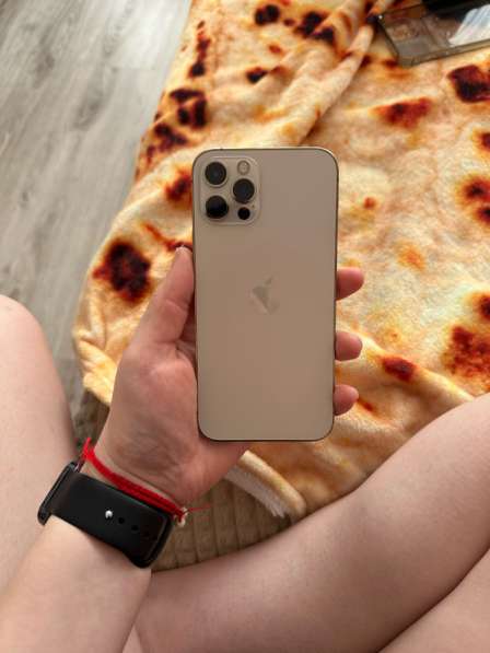 Продам Apple 12 pro