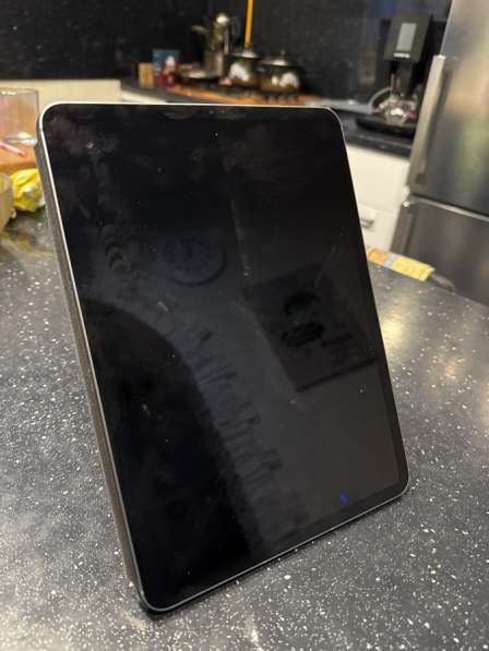 IPad Pro 11 (4плколение) m2, 256gb, sim в Казани фото 3