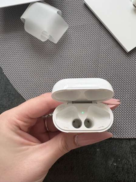 AirPods 2 в Комсомольске-на-Амуре