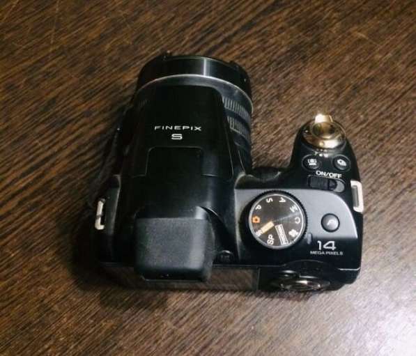Цифровой фотоаппарат Fujifilm FinePix S4200 в Ставрополе фото 3
