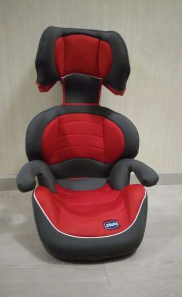 Автомобильное кресло Chicco Max 3-s