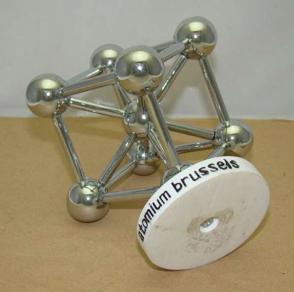 Пресс-папье сувенир Атомиум в Брюсселе (W818) в Москве фото 3
