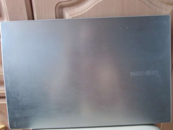 Ноутбук Samsung NP305V5A-S0HRU + Samsung NP-R60S в Йошкар-Оле фото 7