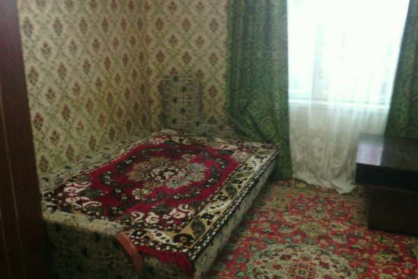 Комната вдвухкомнатной квартире в Москве