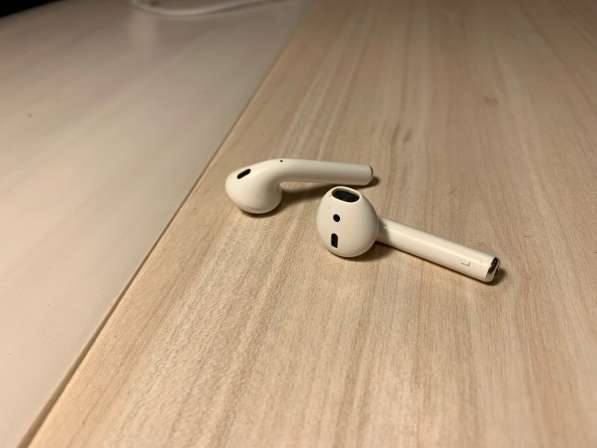 Air pods 2 в Санкт-Петербурге фото 4