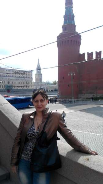 Алена, 40 лет, хочет пообщаться в Москве