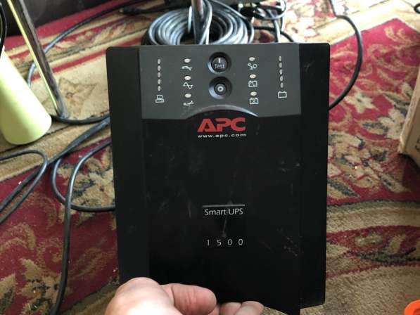 APC Smart-UPS1500