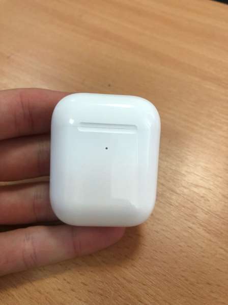 AirPods 2