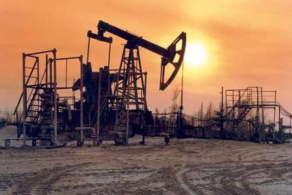 Нефть сырая товарная легкую среднию в Волгограде
