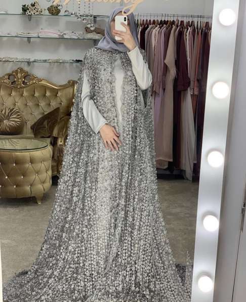 Платья в Москве