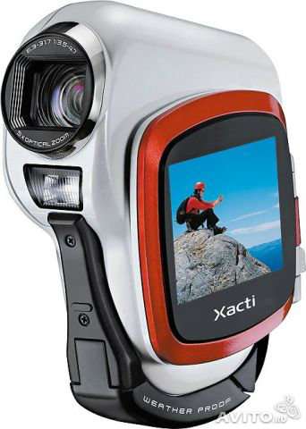 видеокамеру Sanyo Xacti VPC-CA6