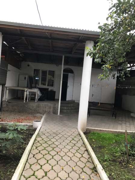 Продаю полдома в центре Нальчика