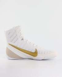 Nike machomai 3