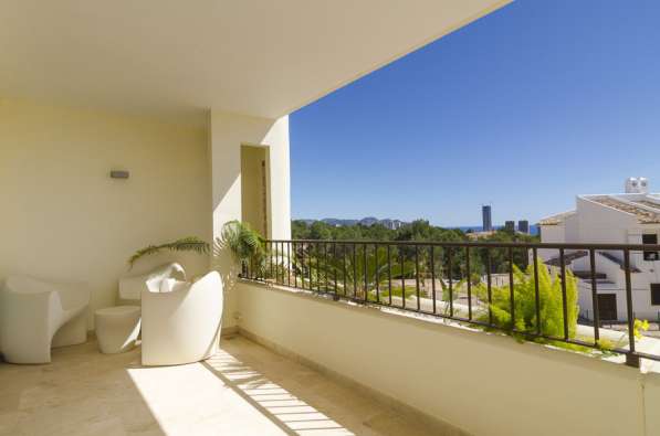 Новые апартаменты в комплексе с бассейном в Испании,Бенидорм в фото 14