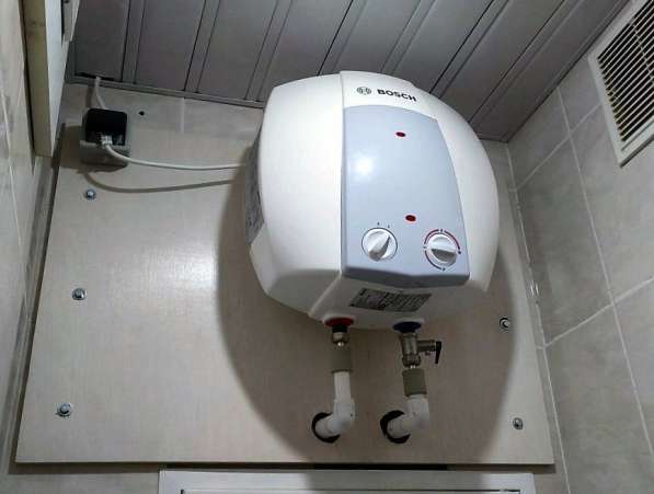 Накопительный водонагреватель Bosch Tronic в Саратове фото 10
