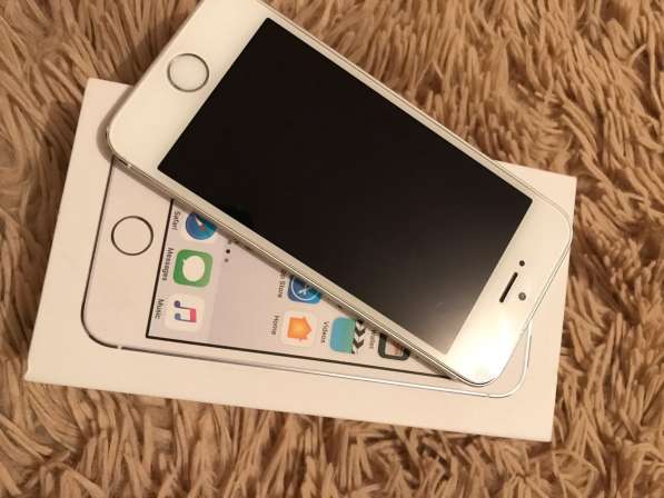 Продам телефон 5s