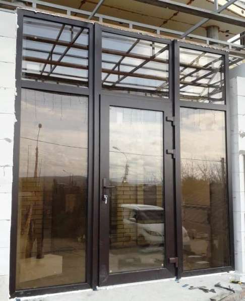 Изготовление и установка алюминиевых окон и дверей в Краснодаре фото 4