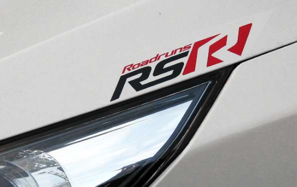 Наклейка на Корейца ROADRUNS RS. 30см